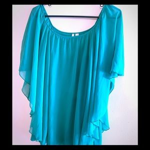 Green Cato Blouse! Casual or Dressy!